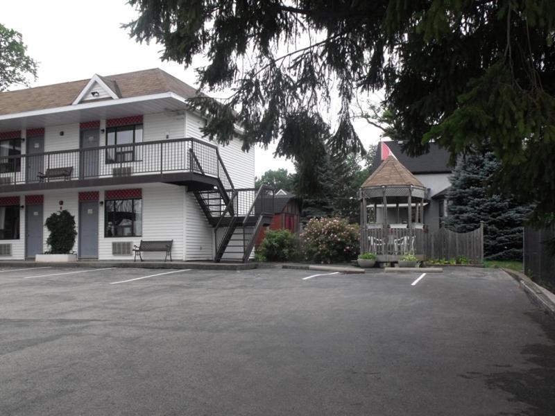 Crystal Inn Niagarawatervallen Buitenkant foto