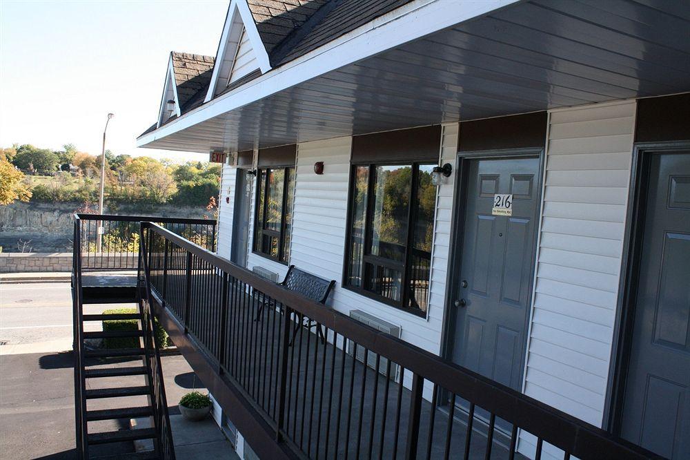 Crystal Inn Niagarawatervallen Buitenkant foto