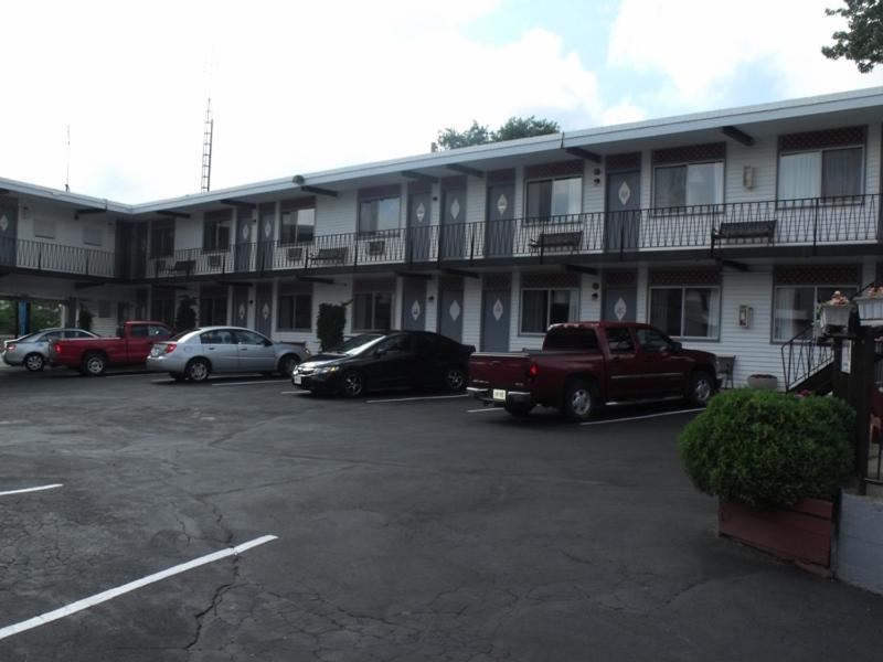 Crystal Inn Niagarawatervallen Buitenkant foto